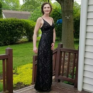 BCBG Max Azria Formal Dress - GORGEOUS Lace